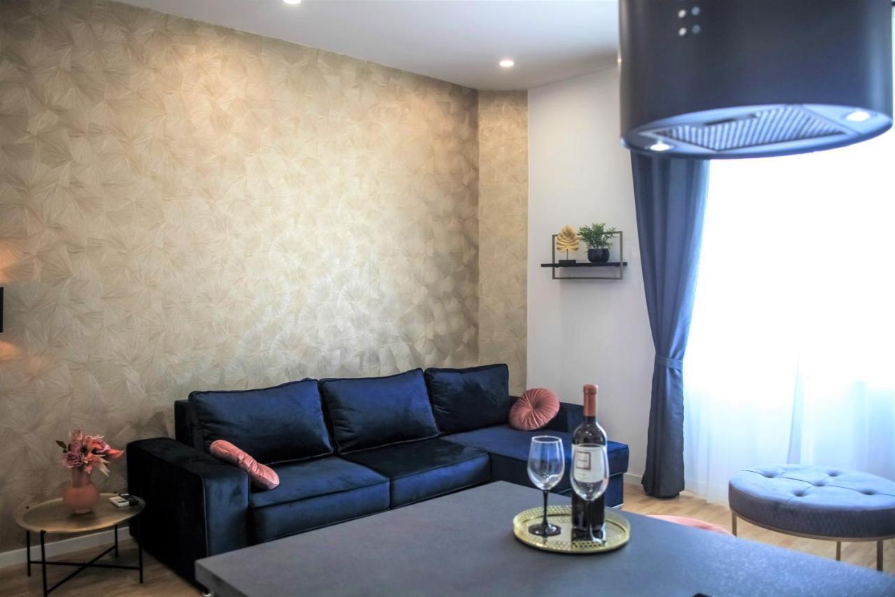 Hedone City Luxury Apartments With Free Parking Пула Экстерьер фото