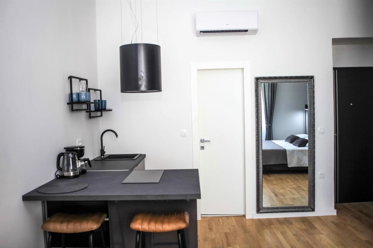 Hedone City Luxury Apartments With Free Parking Пула Экстерьер фото